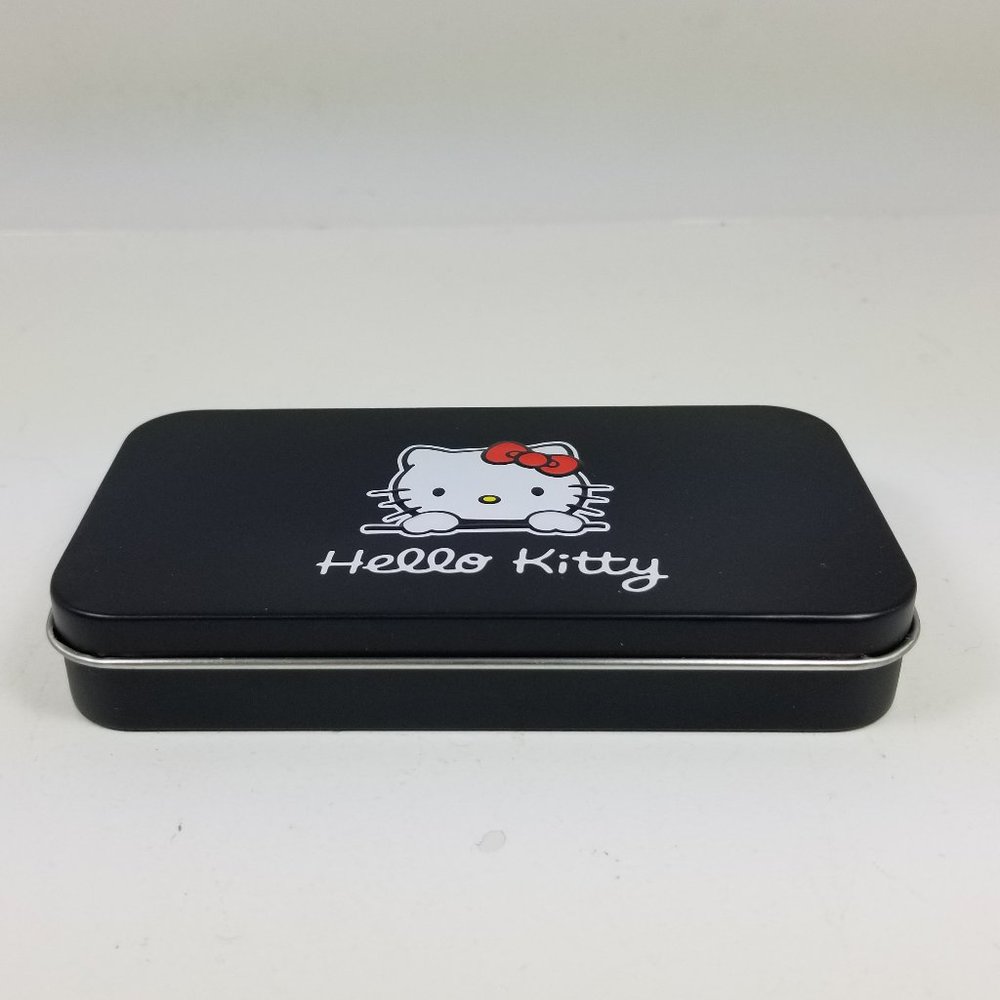 Hello Kitty Girls Brush make up set with Black tin